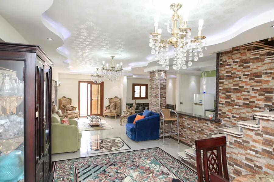 شقة دوبلكس للبيع 400 م بولكلي (ش لافيزون)