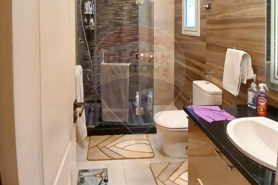 Apartment for sale El Shatby (University Bridge St.) 265 m