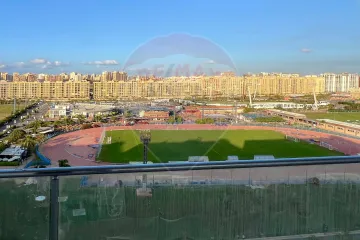 شقة للإيجار240 م سموحة (جراند فيو)