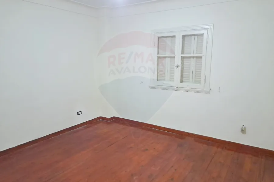 Apartment For rent 180 m San Stefano (directly on the tram)