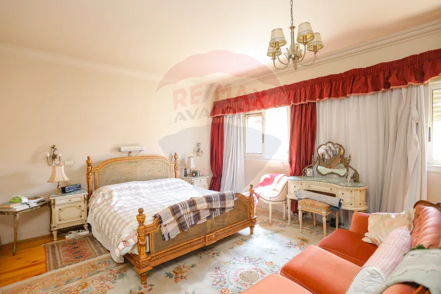 Apartment for sale 400 m Kafr Abdo (steps from al lemby garden)