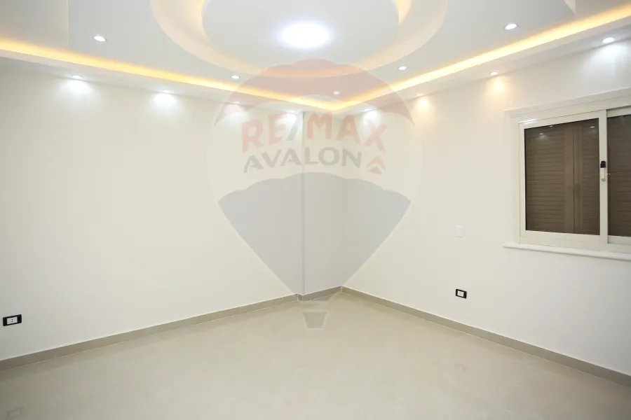 Apartment for sale 216 m Miami (Mohamed Awad St.)