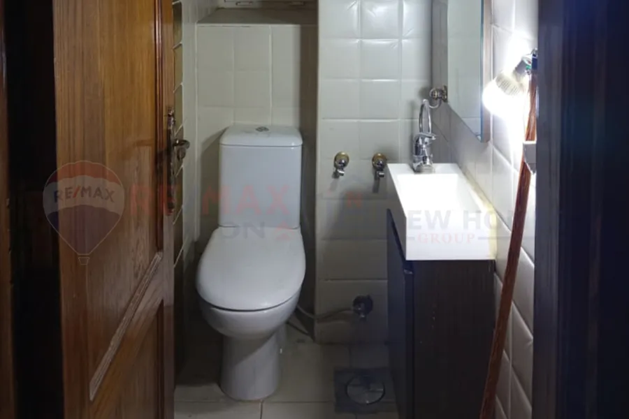 شقة للايجار 170 م سموحة ( ش فوزي معاذ )