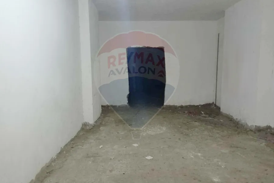 Shop for rent 65 m Smouha (steps from Zaki Ragab St.)