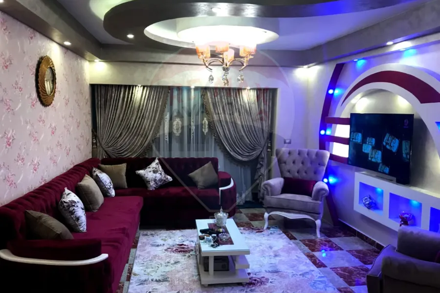 شقة للبيع 126 م المندرة (متفرع من ش جمال عبد الناصر)