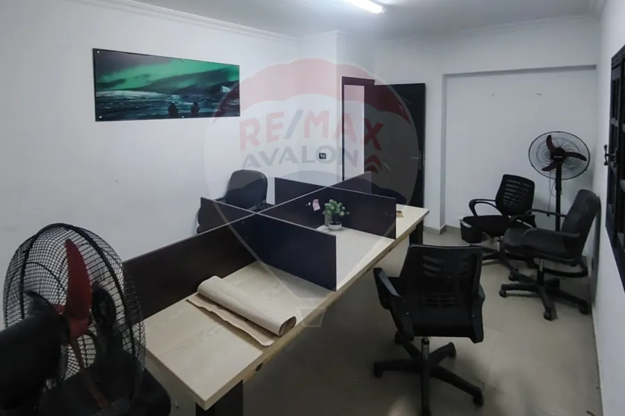 شقة للبيع 160 م لوران ( خطوات من البحر )