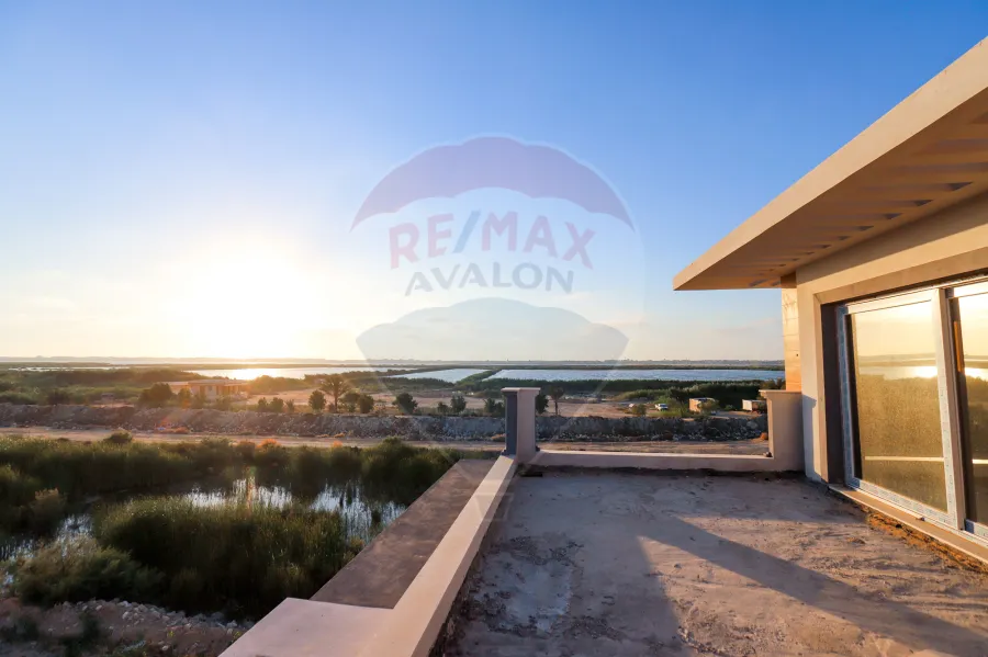 فيلا توين هاوس للبيع 315 م كينج مريوط (كومباوند Spring Star)