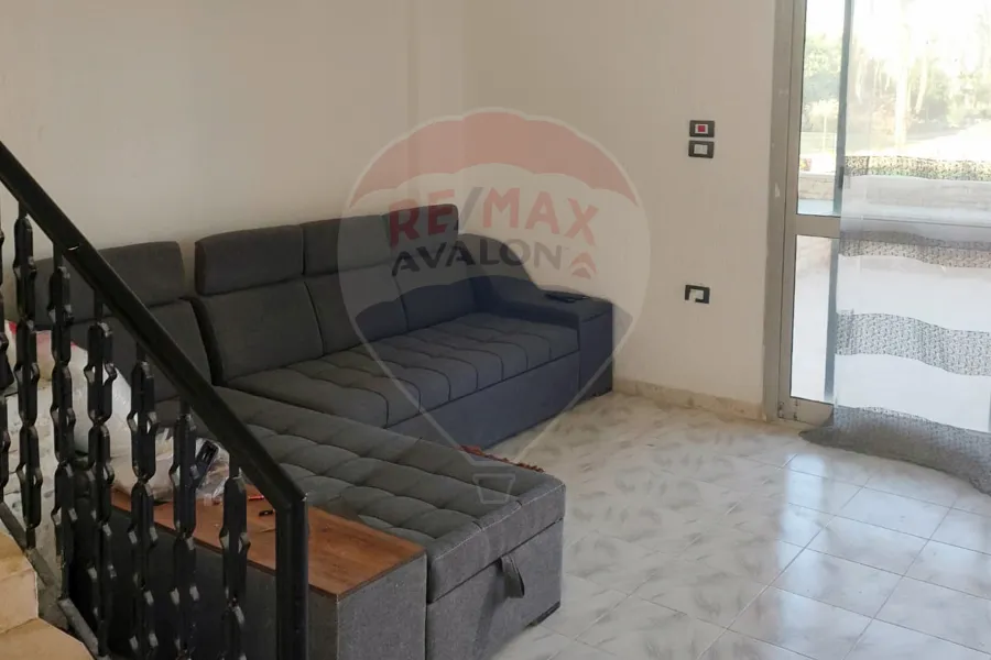 فيلا للبيع العين السخنة (لاسيرينا ريد كاربت)