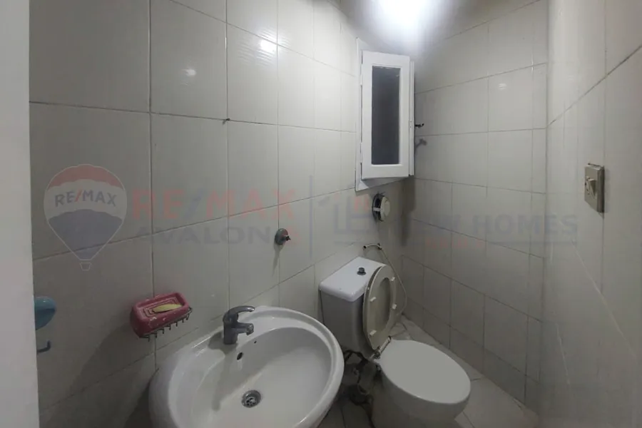 شقة للبيع 145 م سموحة (ش مصطفي كامل)