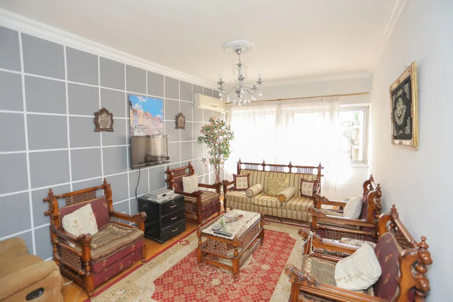 شقة للإيجار مفروش 155 بولكلى (خطوات من الترام)