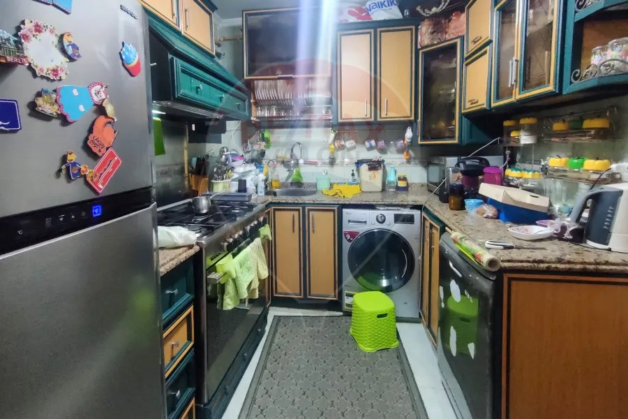 Apartment for sale 165 m Azarita (branched from Souter st.)