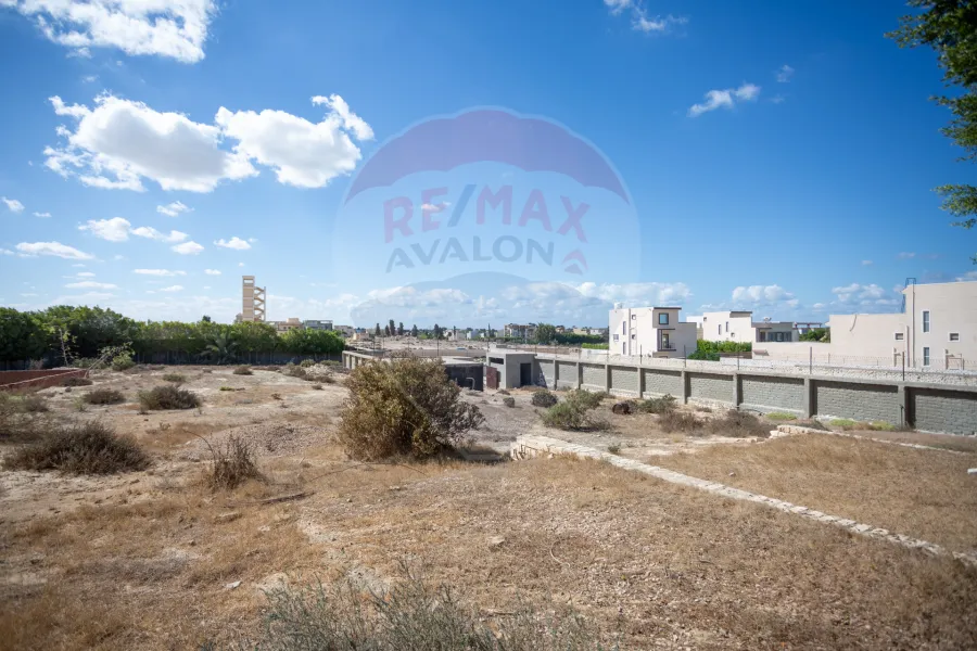 Stand alone villa for sale 2,770 m King Mariout (Beside to Bruxie's and Khattab Oasis)
