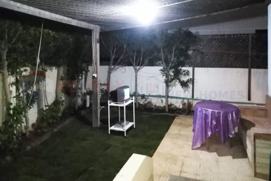 Ground chalet with garden for sale in Sahel (New Cairo)