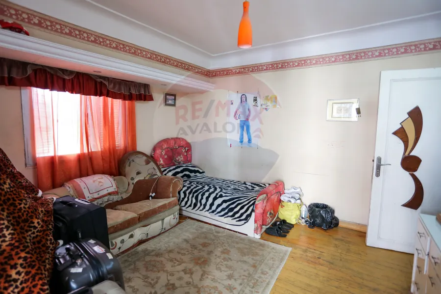 شقة للبيع 120 م صافي ميامي ( شارع اسكندر ابراهيم - تري البحر )