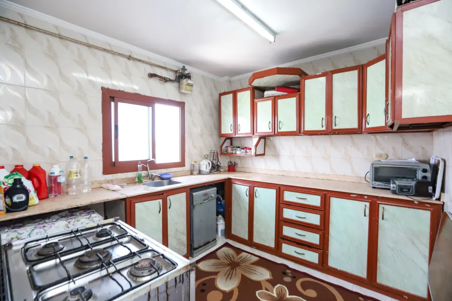 شقة للبيع 185 م فلمنج (ش الفتح)