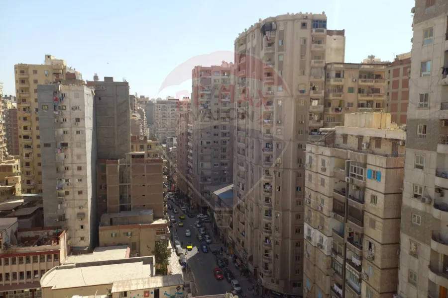 شقة للبيع 180 م سيدي بشر (شارع خالد بن الوليد)