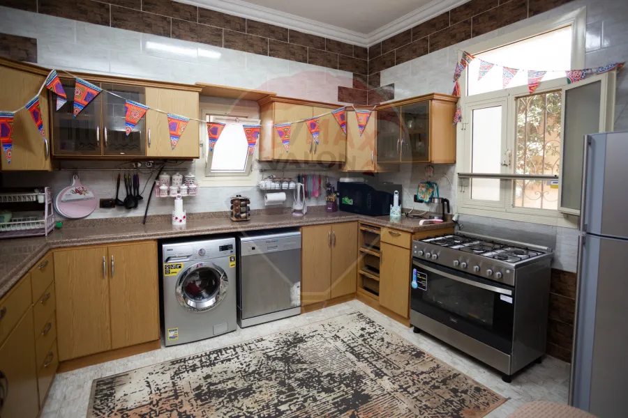 فيلا للبيع 470 م كينج مريوط (خطوات من هيلتون كينجز رانش والقرية الأوليمبية)