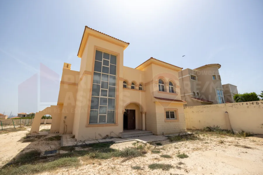 Villa for sale 1,250 m King Mariout (Alex West - Antoniadis area)