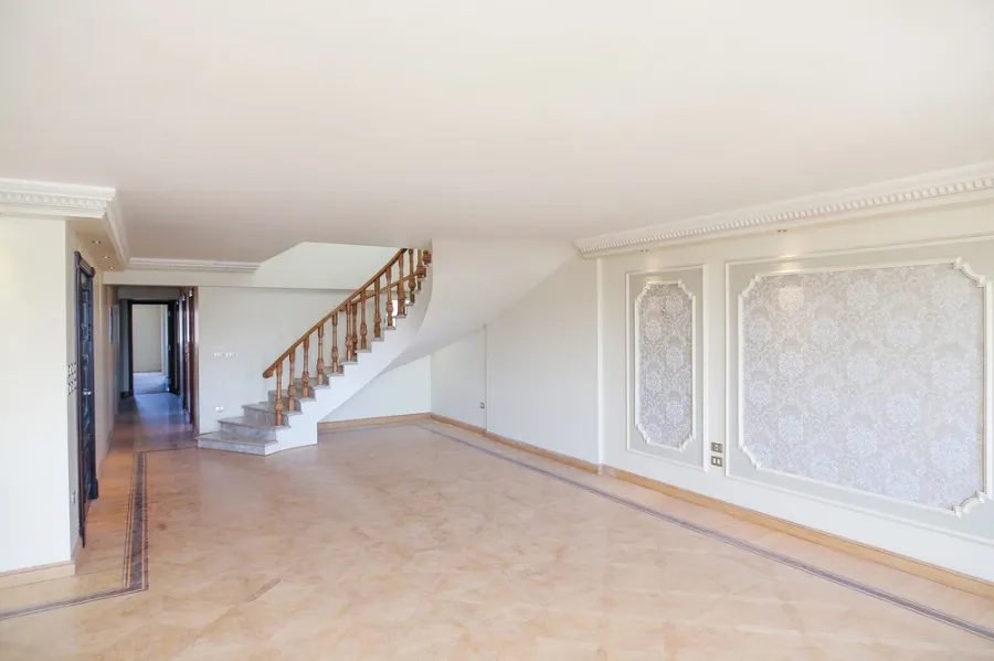 Villa Duplex For Rent 445m Smouha