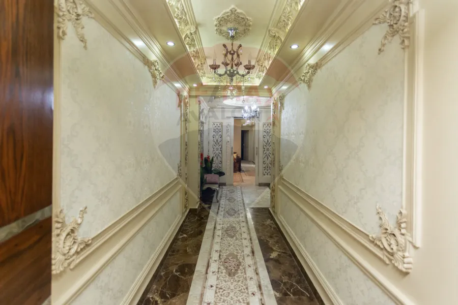 Apartment for sale 275 m Smouha (Edmon Fermon St.)