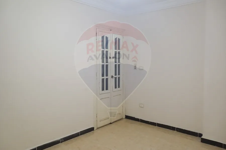 شقة للبيع 135 م كيلوباترا (تاني نمرة من البحر)