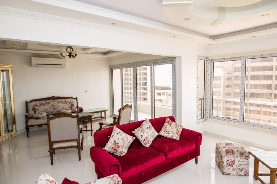 Furnished Apartment For Rent 176m Laurent