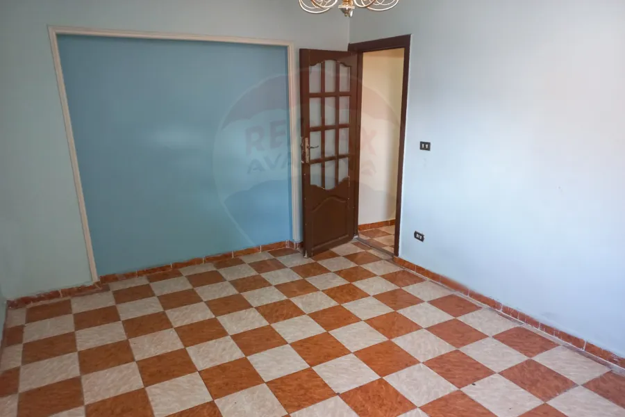Apartment For Sale 120 m Kafr Abdo (Elfayoumy St - Next To Franciscan's School)