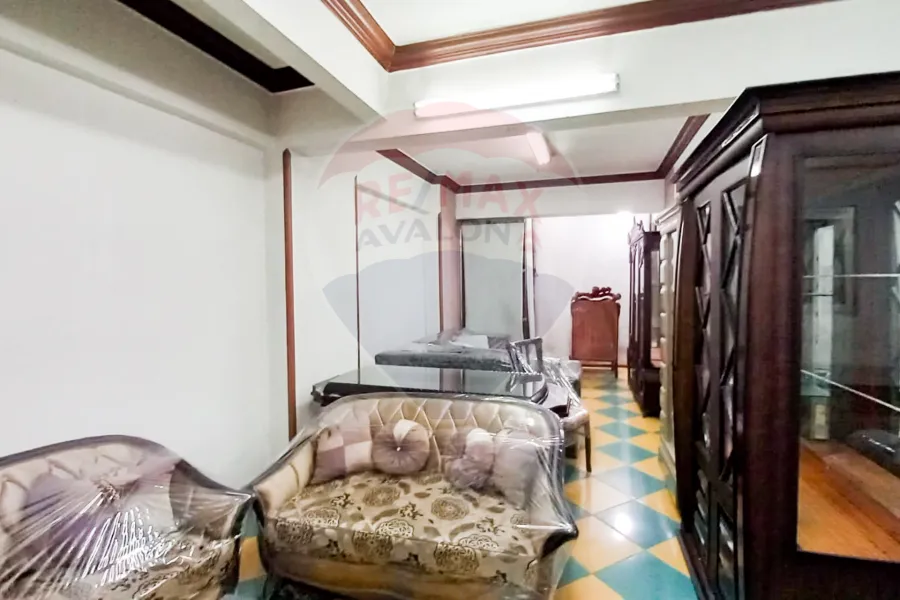 Shop + mezzan for rent 160 m Al-Asafra (45 main st.)