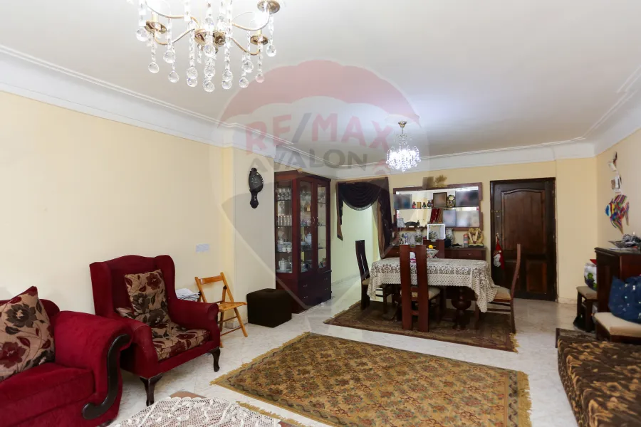 Apartment for sale 135 m Miami (branched from Al-Essawi St.)