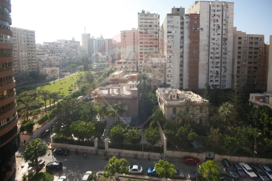 Furnished apartment for rent 160 m Gleem (Abd El-Salam Aref St)
