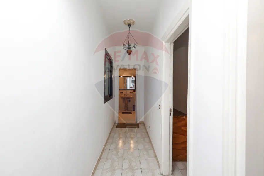 Furnished apartment for rent 115m Al Asafra (Directly on the Sea)