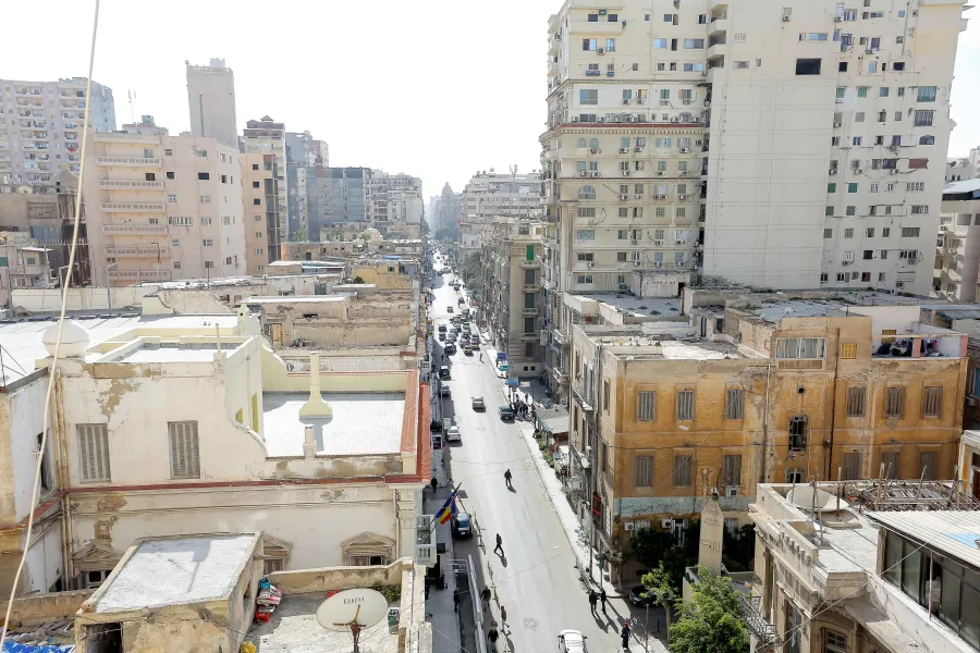 شقة للبيع 235 م الحى اللاتيني ( ش فؤاد رأساً - امام هيئة ميناء الاسكندرية )