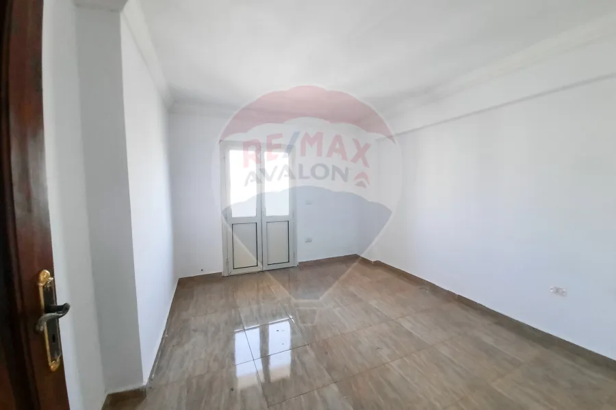 apartment for Rent 175 m Sporting (Helmy Bahgat St.)