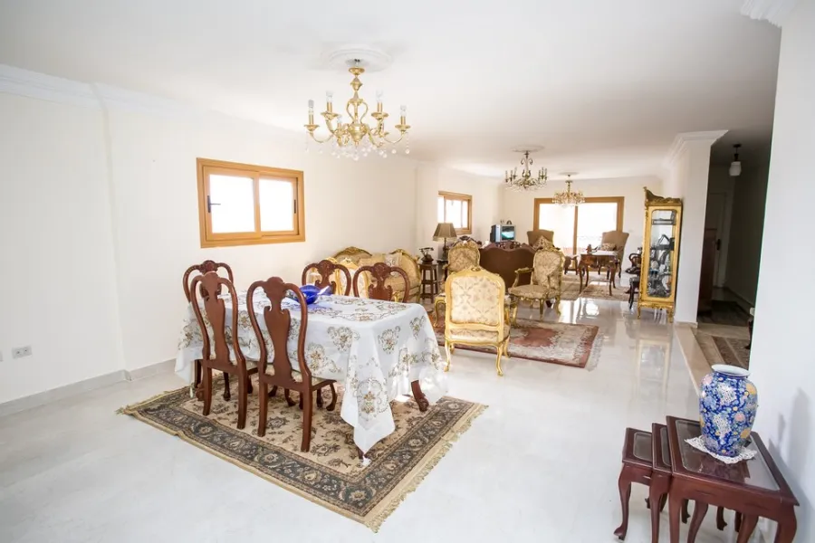 Apartment For Sale 230m Smouha (Branched From Albert El-awl St.)