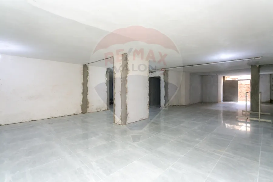 محل للبيع 335 م سبورتنج ( ش طيبة )