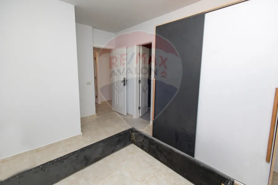 شاليه للبيع الساحل (سيدى عبد الرحمن - قرية اجورا)