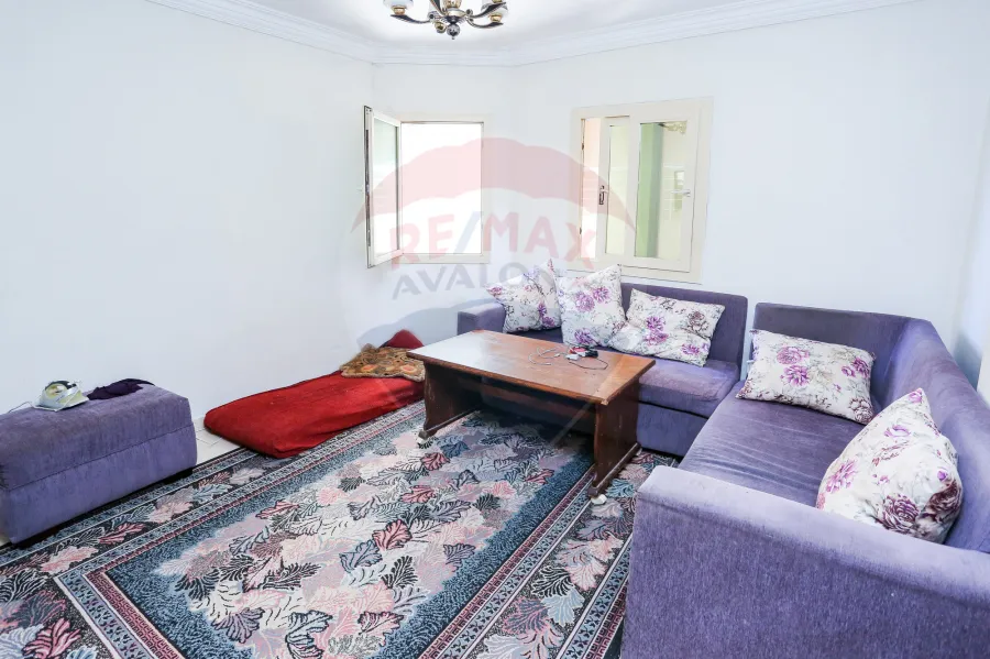 Apartment For Sale 210 m Gleem ( Steps From The Sea )