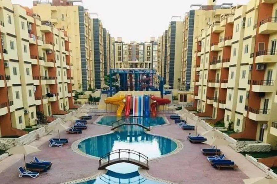 شاليه + روف للبيع (ريتال فيو - الكيلو 77) 55 م شاليه + 55 م روف