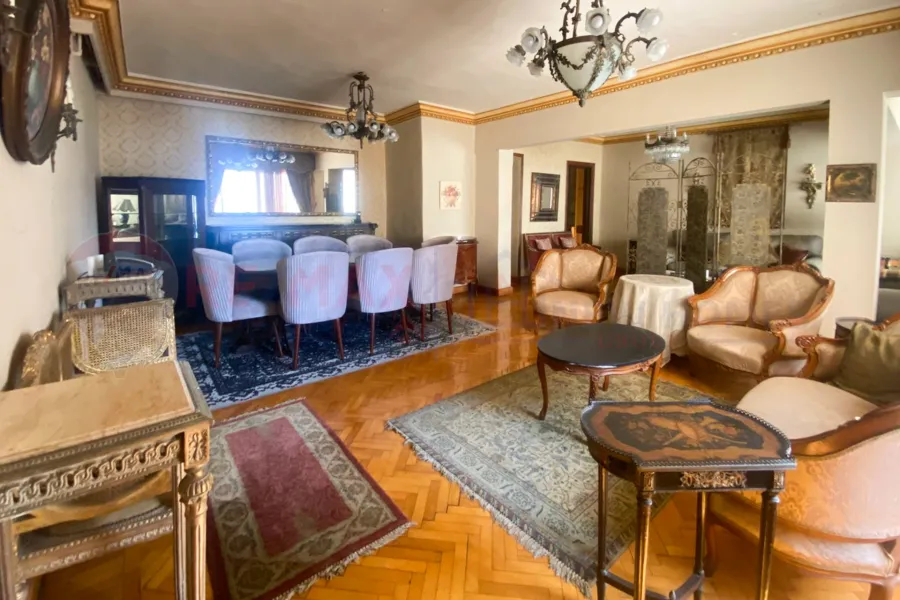 شقة للبيع 151 م مصطفي كامل (مساكن الضباط)