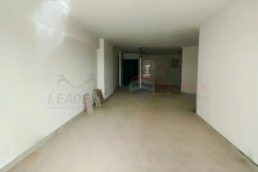 شقة للبيع 212 م سموحه (فالوري انطونيادس)