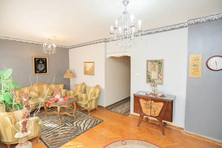 شقة للإيجار مفروش 155 بولكلى (خطوات من الترام)