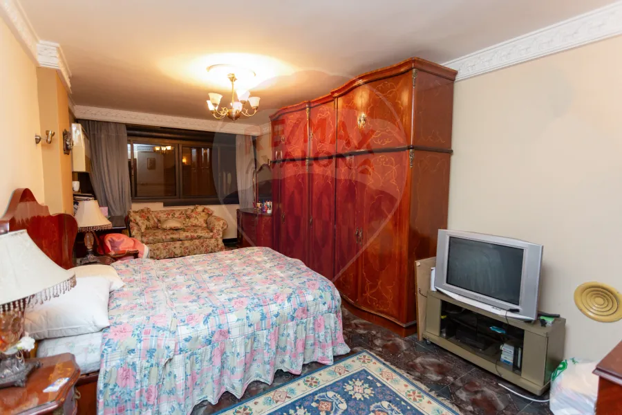 Apartment for sale 210 m Louran (Mahmoud Sedqy St)