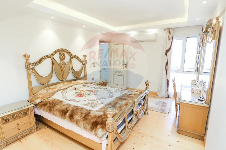 (شقة للبيع 279 م سموحة (كومباوند فيروزة سموحة