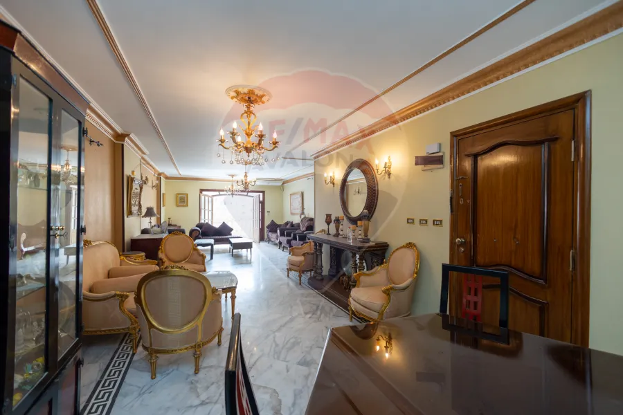 Apartment for sale 204 m gleem (Steps from Royal Jewelry Museum)