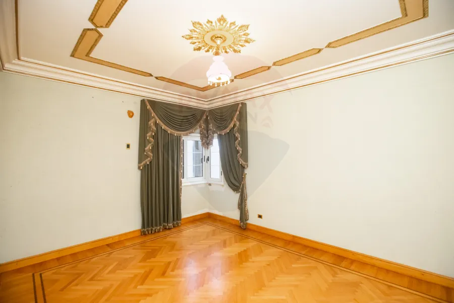 Apartment for rent 385 m Latin District (Al-Sultan Hussein St.)