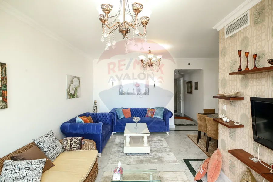 شقة للإيجار المفروش 136 م سان ستيفانو (الفورسيزونز)