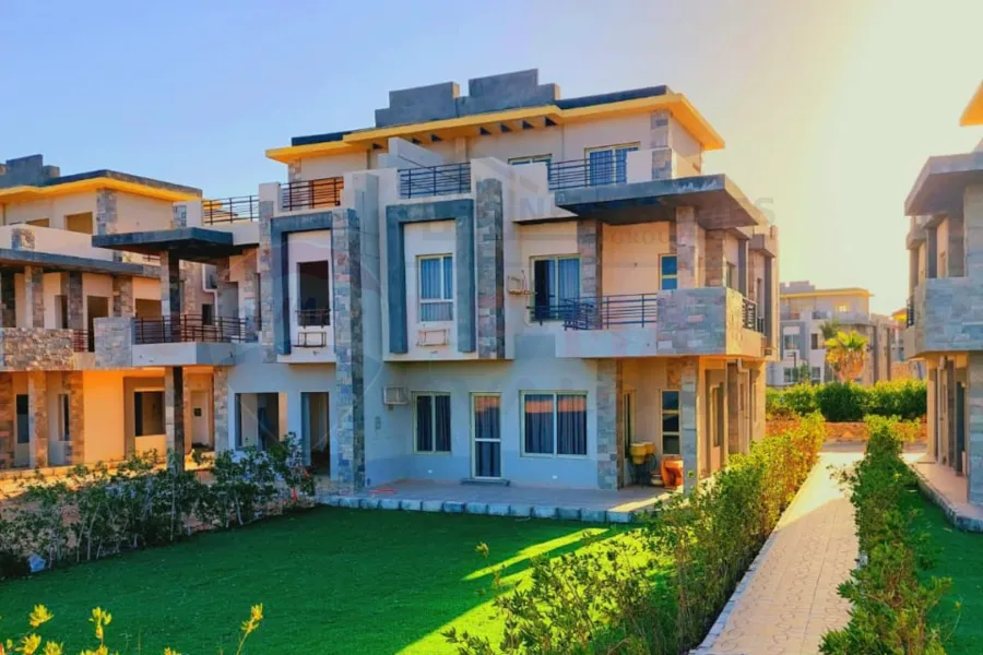 بينتهاوس شالية للبيع (سيسيليا لاجونز - سيدي حنيش) 88 م