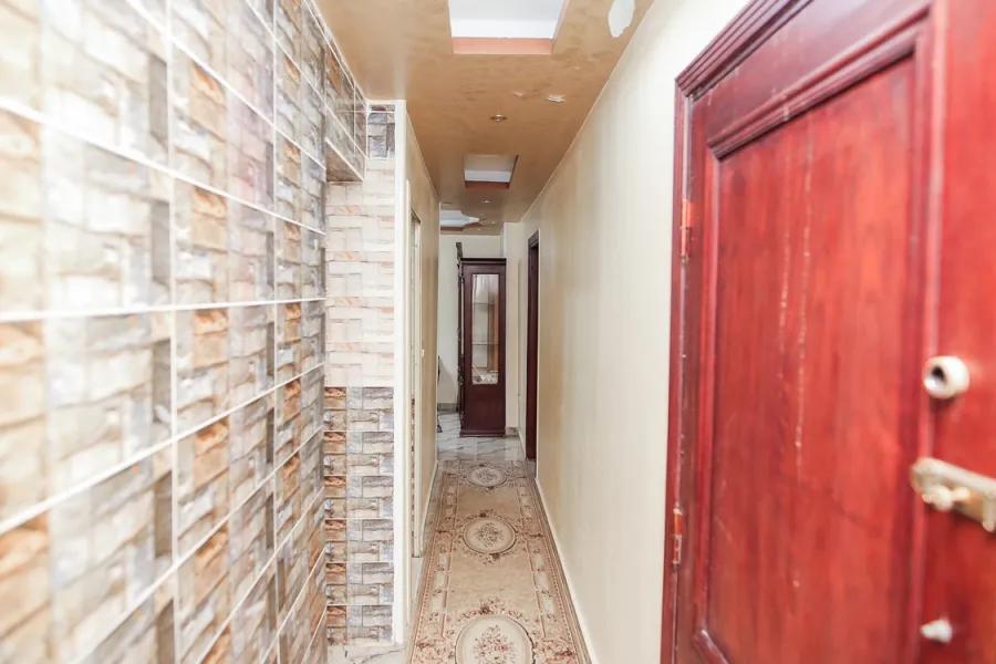 شقة للايجار مفروش 170م ستانلى (2 نمرة من البحر)