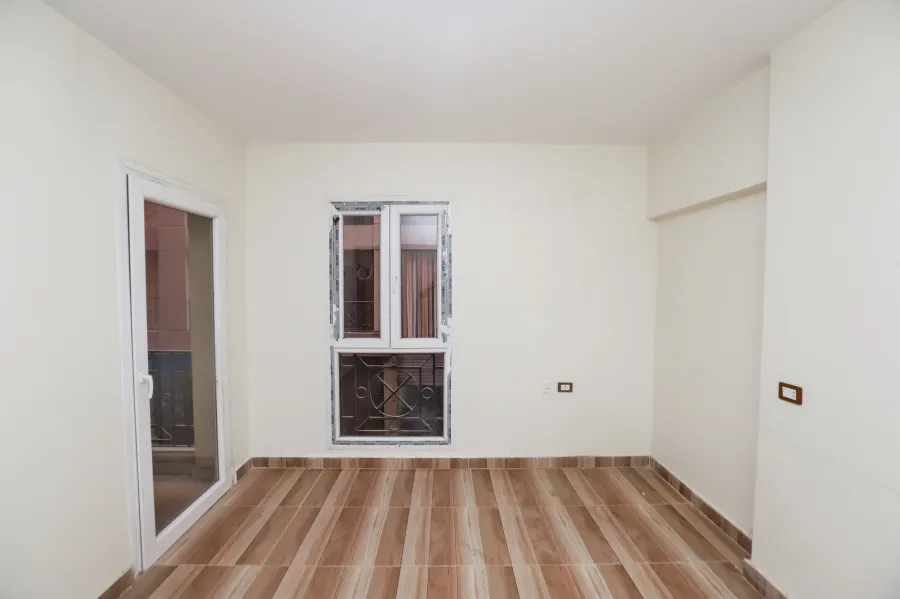 شقة للايجار 162 م سموحة (كومباوند فيروزة سموحة)