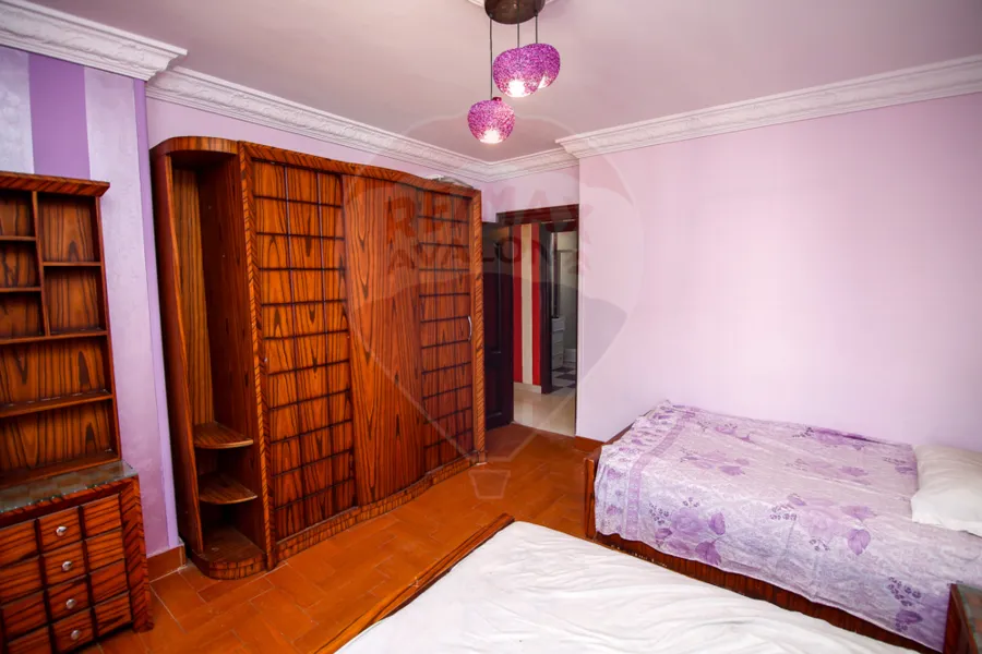 شقة للايجار المفروش 200 م كفر عبدة (ش برجي)